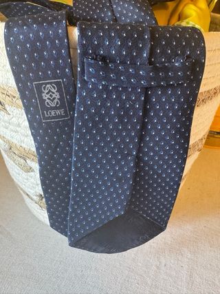 Corbata Loewe