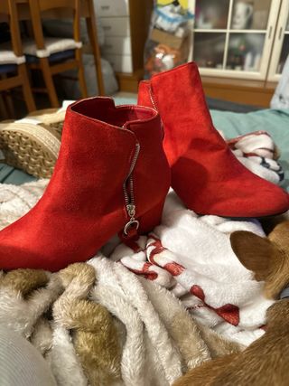 Botines rojos tacón ancho