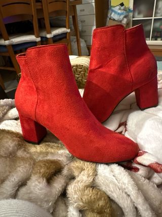 Botines rojos tacón ancho