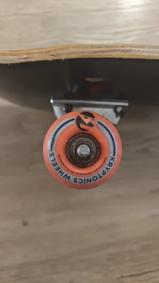 Skate Kryptonics