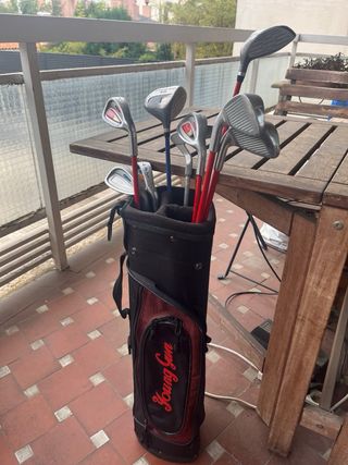 Palos de golf Young Gun con bolsa