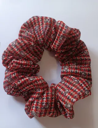 Coletero estampado marrón y rojo