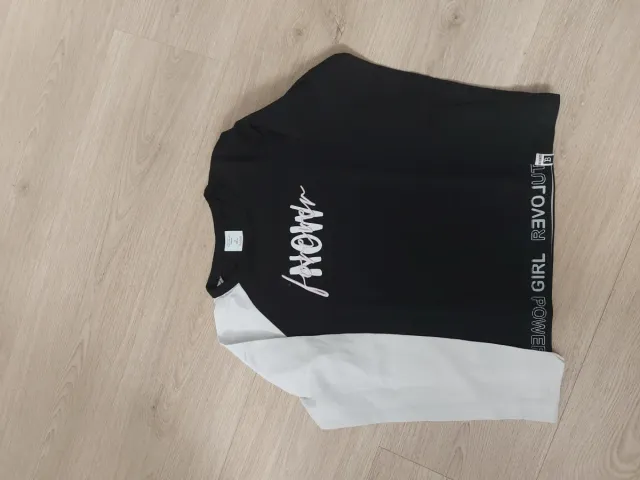 Lote 4 camisetas manga larga niña 8 años