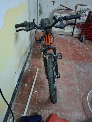 Bicicleta infantil naranja 4-8 años