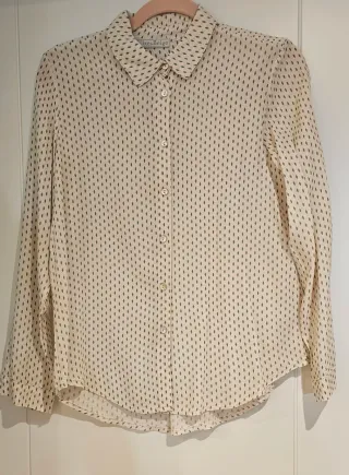Camisa marca Suite Beige. Talla S. Nueva