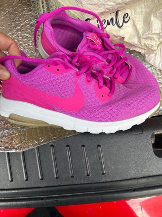 Zapatillas Nike Rosas y Blancas