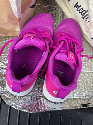 Zapatillas Nike Rosas y Blancas