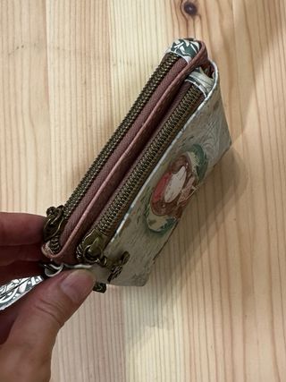 Monedero estampado muy bonito 