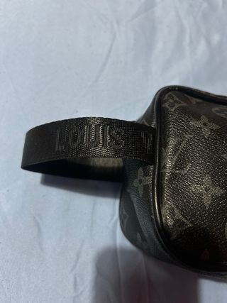 Neceser Louis Vuitton negro