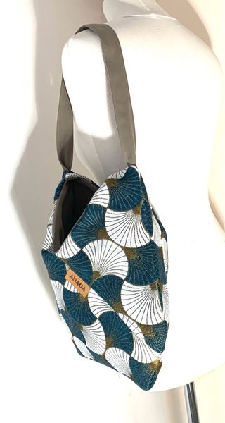 Bolso de mano con estampado abanicos