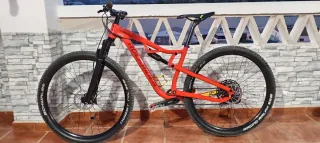 Rockrider XC 100S 29 Talla M o
Cambio por rígida29