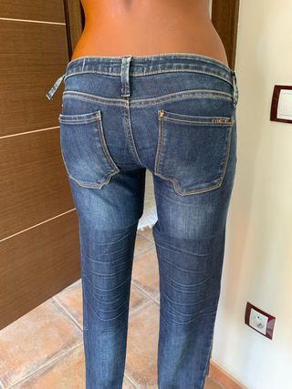 Pantalones vaqueros mujer talla 26