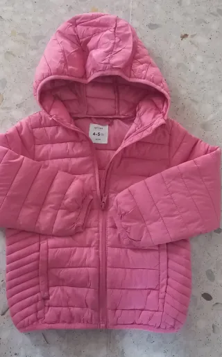 Abrigo niña rosa talla 4-5 años