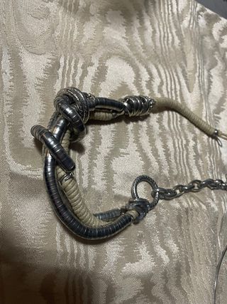 Collana intrecciata beige e argento