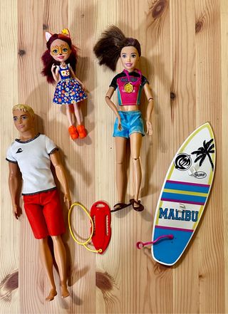 Muñecos Barbie y Ken Malibu
