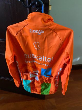 Maillot Euskaltel Euskadi Largo Tope Gama