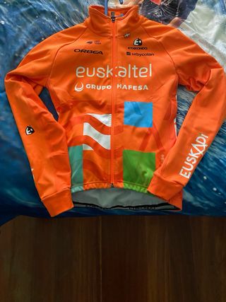 Maillot Euskaltel Euskadi Largo Tope Gama