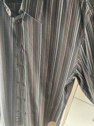 Camisa negra rayas talla L