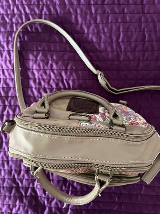 Bolso multicolor con estampado de niña