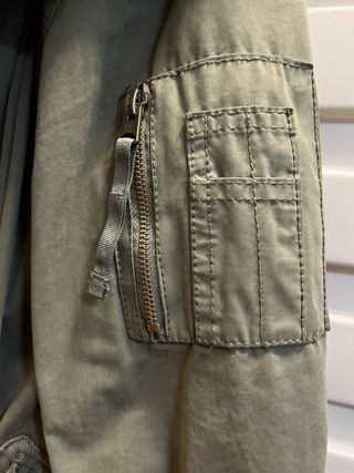 Parka verde Pull&Bear Talla M
desmontable
