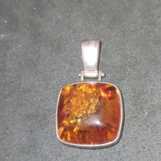 Colgante de Plata y Ambar
