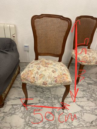 Mecedora y 2 sillas a juego