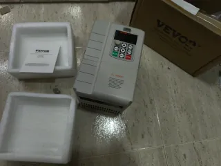 Inversor variable de frecuencias VEVOR