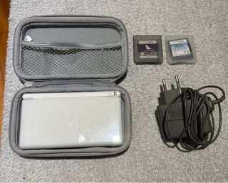 Nintendo DS Lite Blanca + Juegos y Cargador