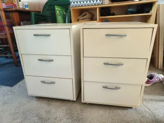 2 Cajoneras blancas 3 cajones