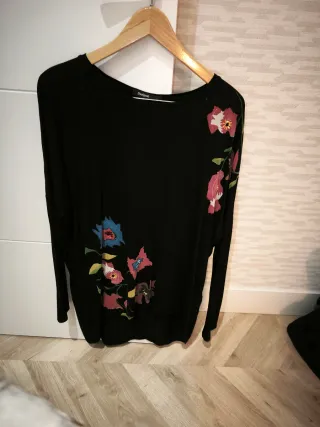 Camiseta Desigual flores negra multicolor