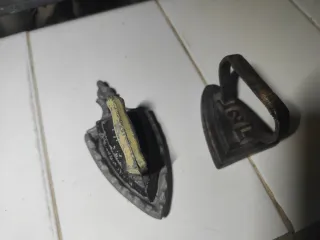 2 piccoli piatti antichi