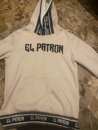 Sudadera beige con detalles El Patrón