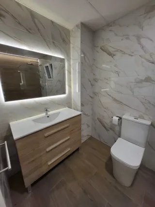 Habitación con balcón Altabix Elche SoloPofesores