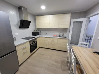 Habitación con balcón Altabix Elche SoloPofesores