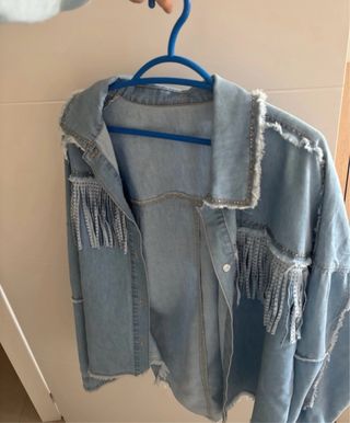 Camisa vaquera con flecos