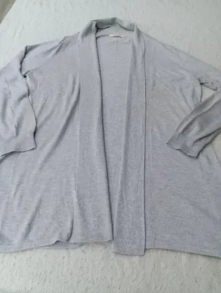 Chaqueta fina mujer  gris claro, sin botones 
