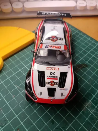 Carrocería + Chasis + cuna Maserati Slot.it