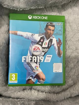Pacchetto 3 giochi per Xbox One FIFA 17, 18 e 19