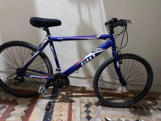 Bicicleta GT D-H8 Azul