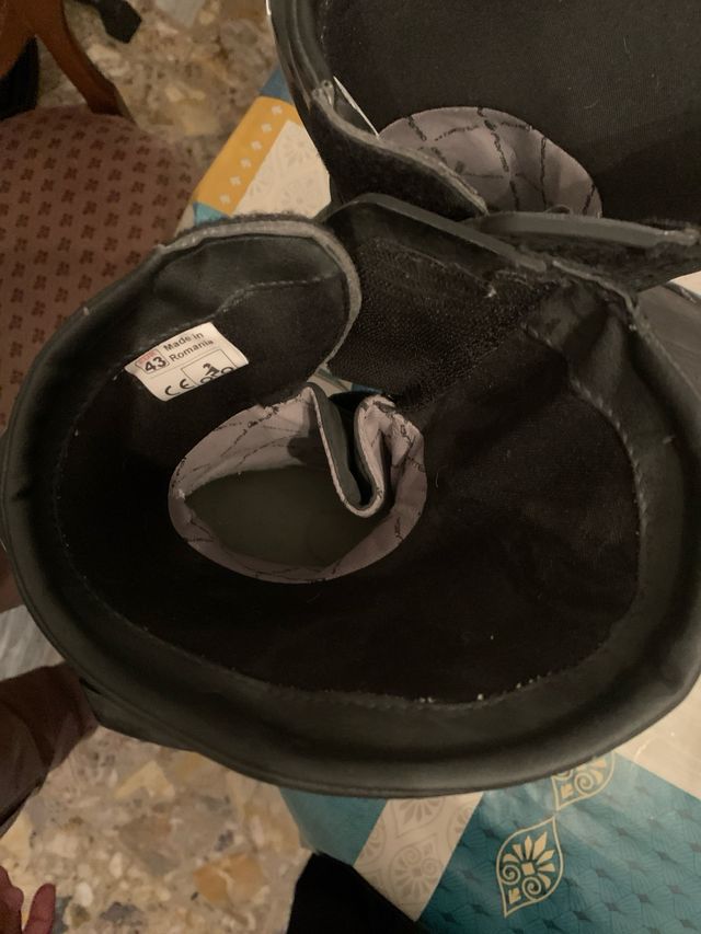 Botas de moto Forma Talla 43 + Transportín casco