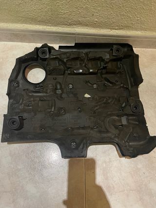 Tapa motor VW Golf TDI