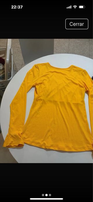 Blusa amarilla talla S