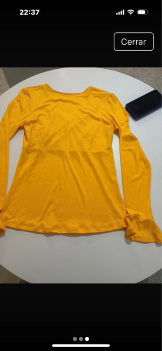 Blusa amarilla talla S