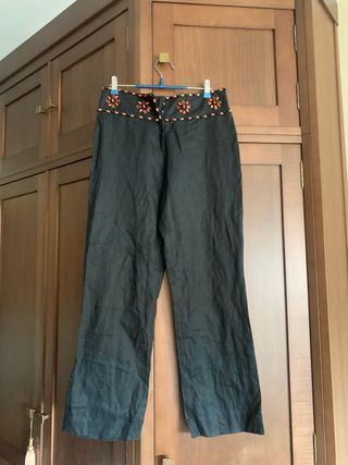 Pantalones Zara negros con adornos
