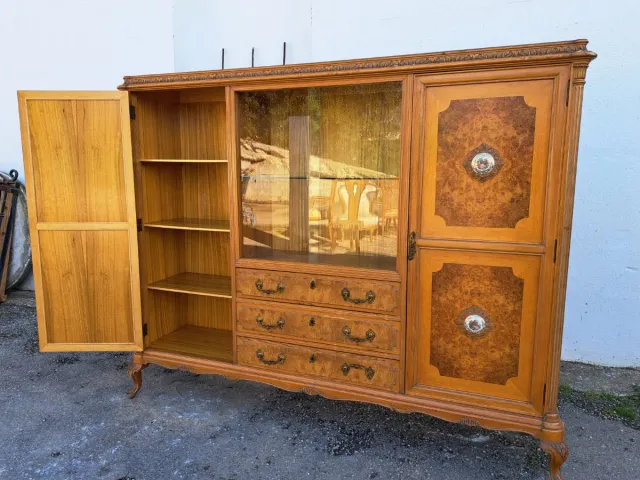 Aparador Mariano Garcia.