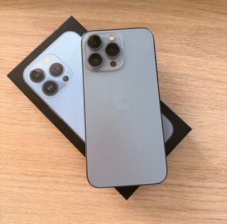 iPhone 13 Pro 128 GB blu + cavo di ricarica rapida