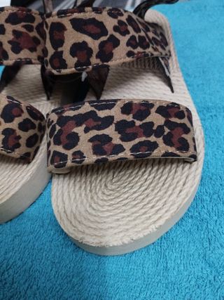 Sandalias leopardo talla 38 de Shein