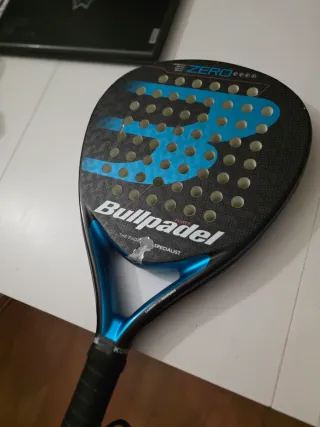 Pala de pádel Bullpadel Zero