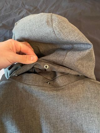 Chaqueta Helly Hansen Gris NUEVA L Impermeable
