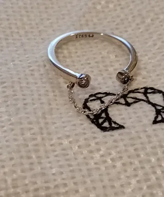 Anillo Le Petite Marie Plata de Ley Corazones